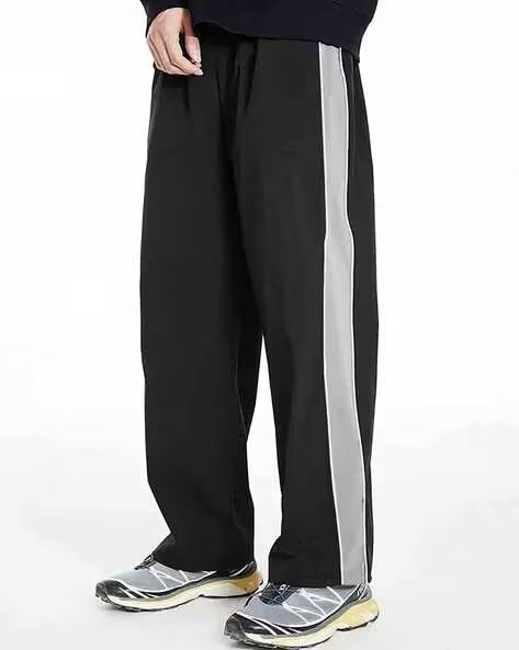 Black Side Stripe Zipper Track Pants – Korean Streetwear Baggy Fit Joggers (Unisex Urban Style India)