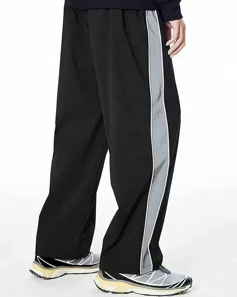 Black Side Stripe Zipper Track Pants – Korean Streetwear Baggy Fit Joggers (Unisex Urban Style India)