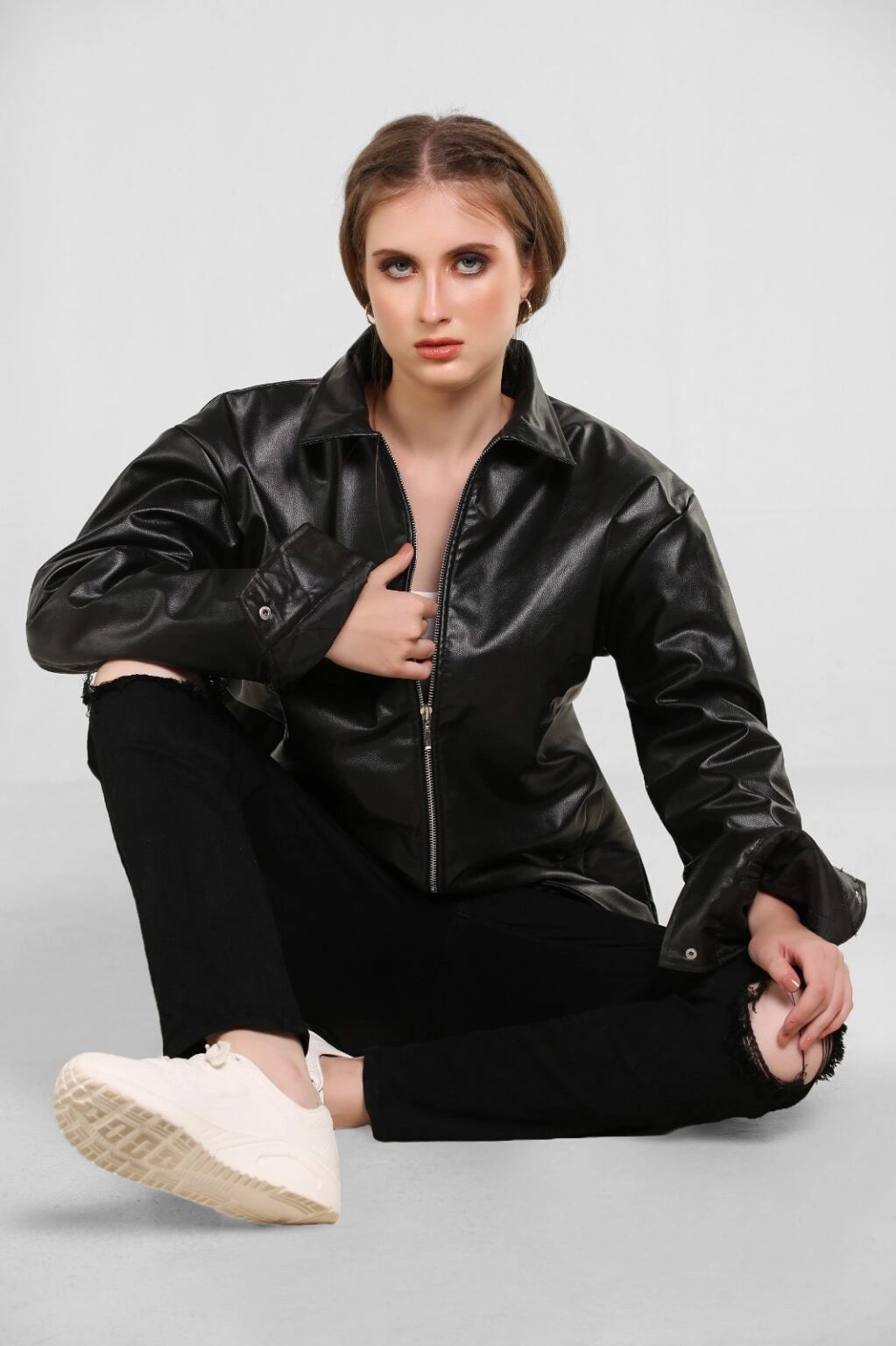 Women’s Black Faux Leather Oversized Jacket – Minimal Streetwear Zip-Up PU Leather Jacket